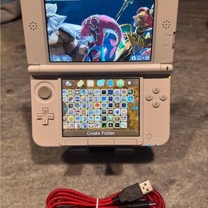 Nintendo 3DS LL Region Free With Lots of Games like new